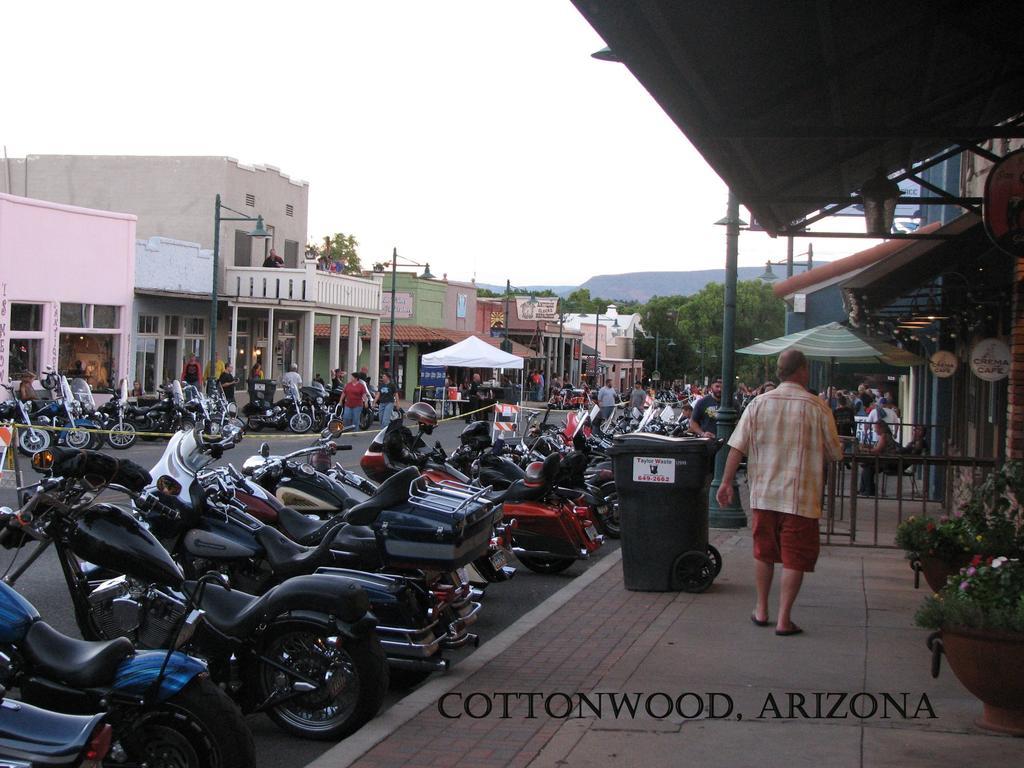 Cottonwood Hotel Bagian luar foto