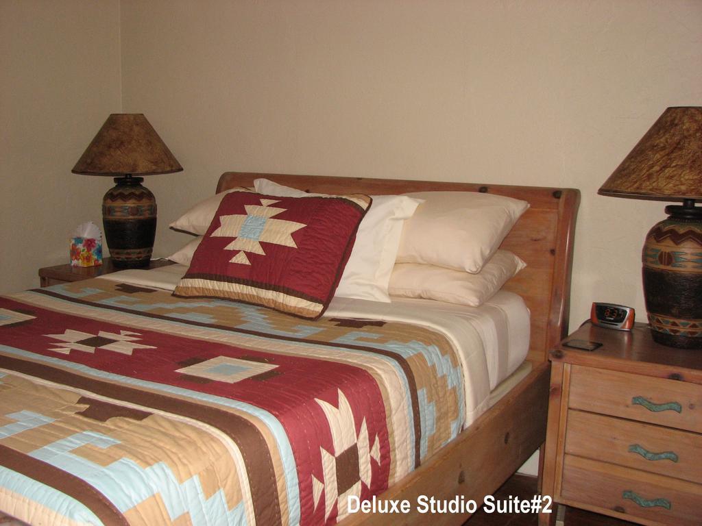 Cottonwood Hotel Bagian luar foto