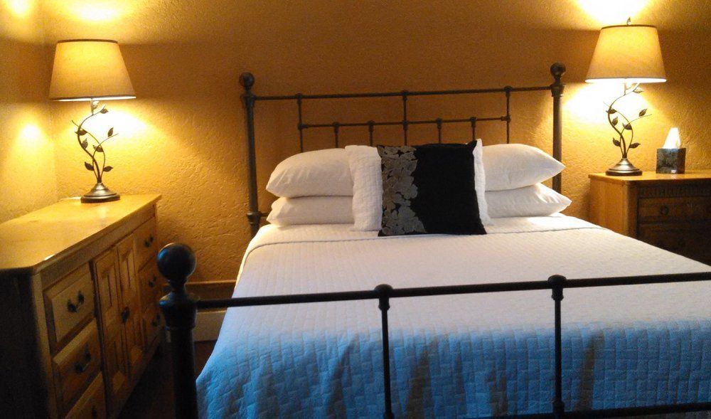 Cottonwood Hotel Bagian luar foto